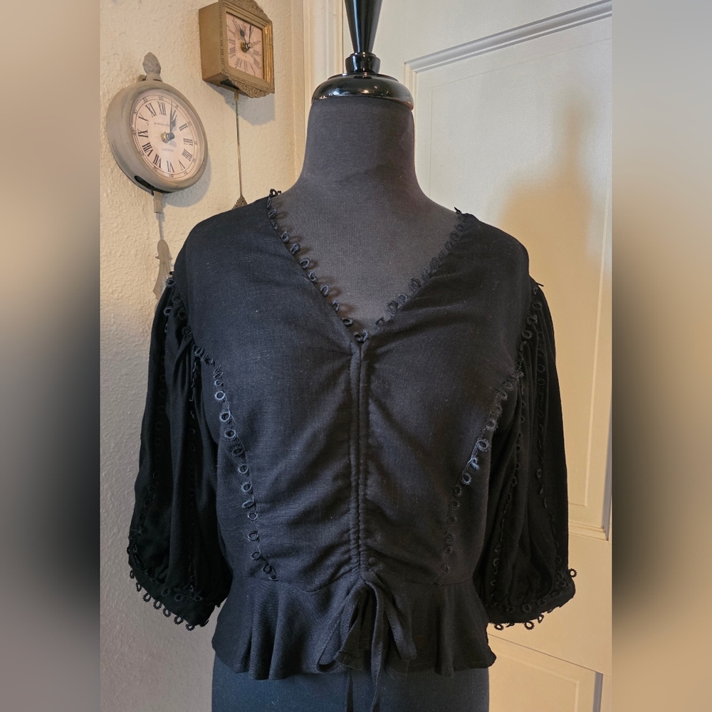 EDIT White Closet Black Eyelet Linen Blouse